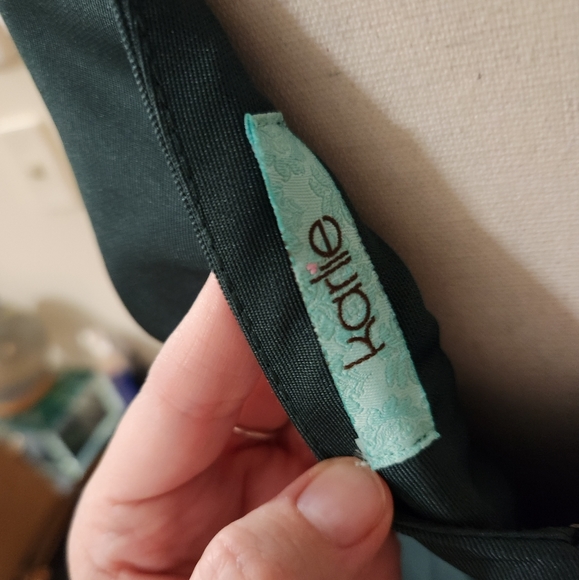 Exquisite Emerald Green Dress - Picture 7 of 7